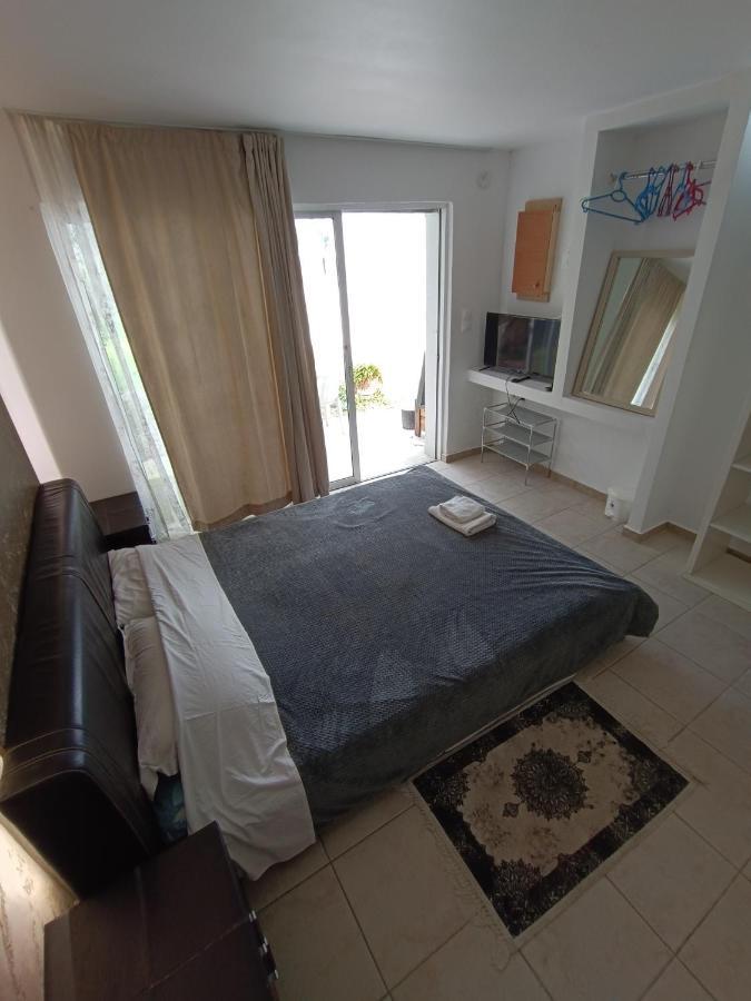 Azalea Garden Apartment With Mountain View Kremastí Dış mekan fotoğraf